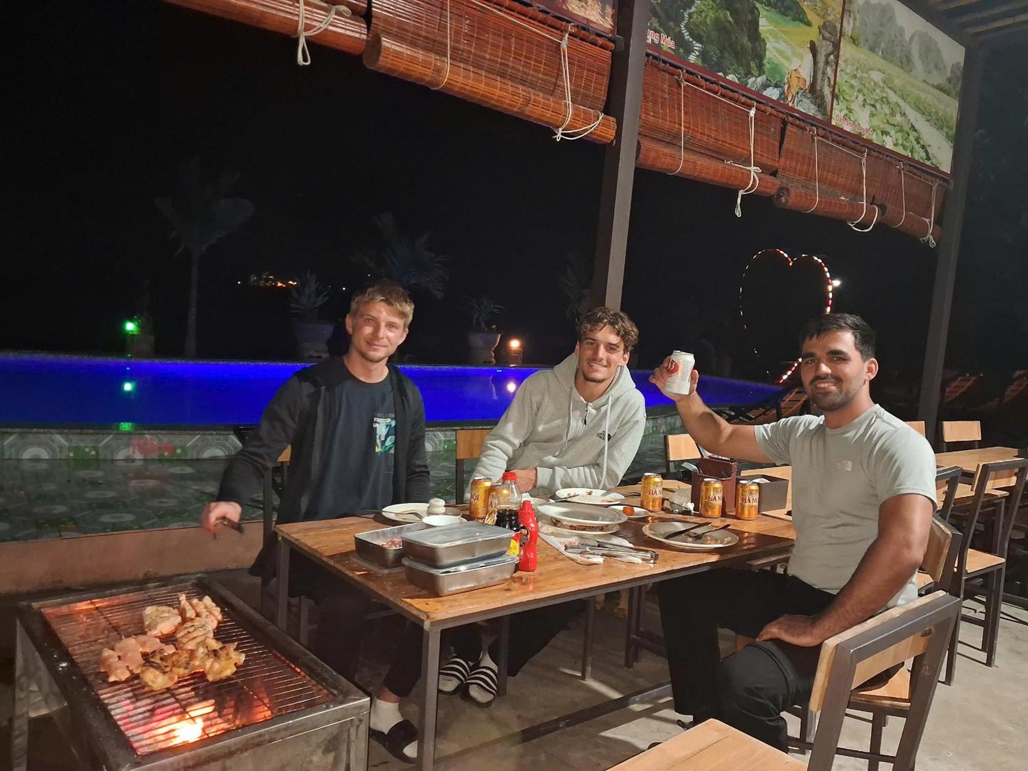 Tam Coc Moutainside Homestay นิญบิ่ญ ภายนอก รูปภาพ
