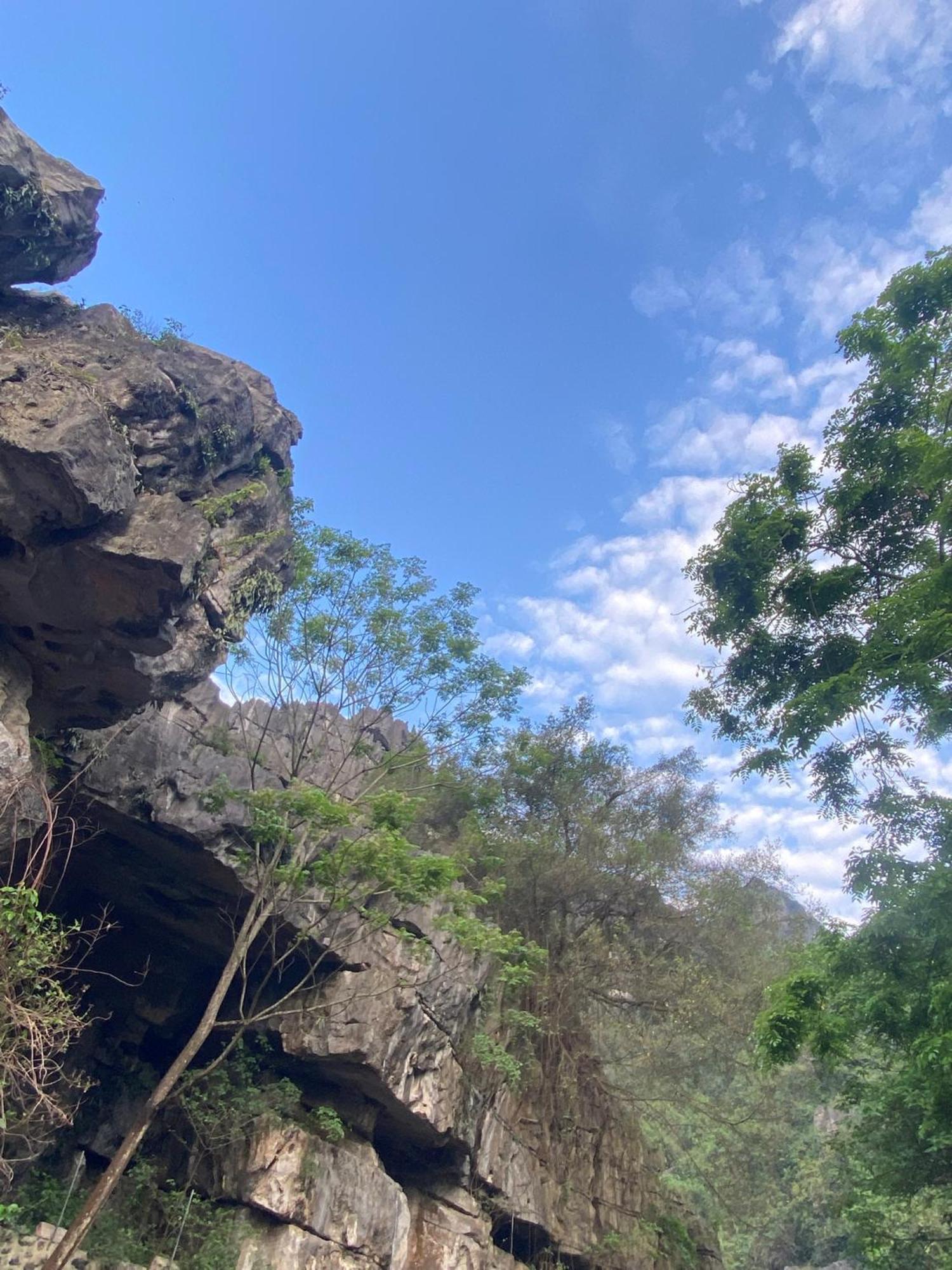 Tam Coc Moutainside Homestay นิญบิ่ญ ภายนอก รูปภาพ